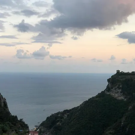 Casa Nocella Amalfi Coast Апартаменты *